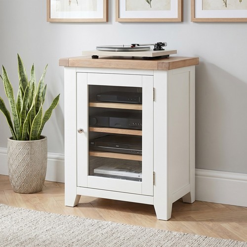 Cheshire white painted - white,