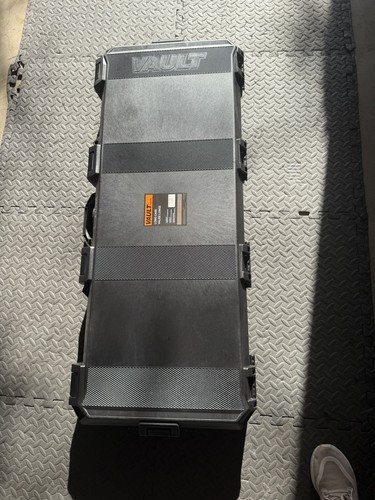 Pelican travel vault - pelican, rifle