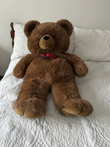 Plush fur giant teddy - bear,