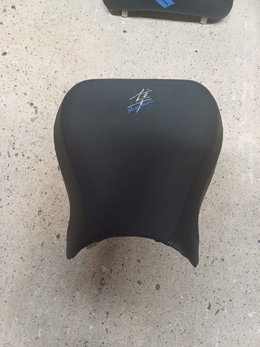 Hayabusa gen1 seats - hayabusa,