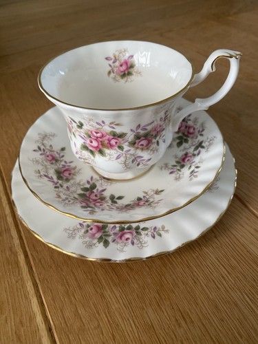 Royal albert lavender - albert, rose