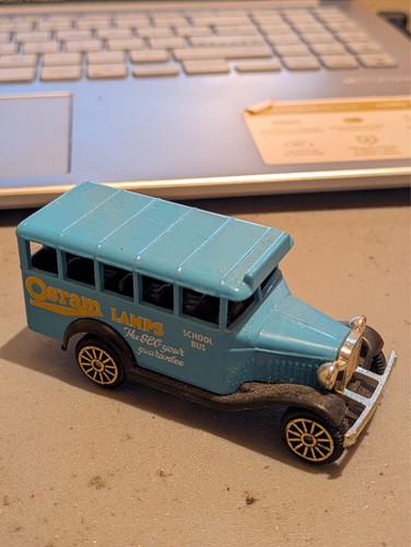 Bedford bus vintage corgi - bedford,