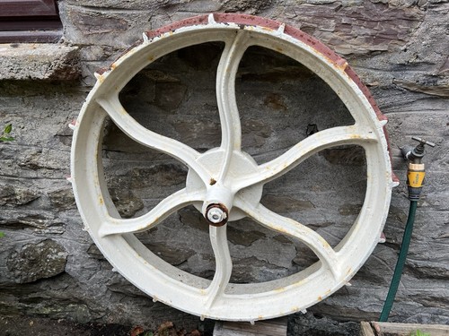 Vintage cast iron - iron, wheel