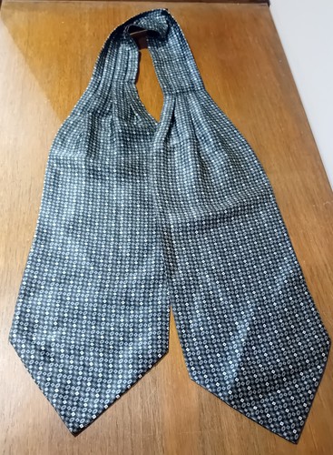 Vintage cravat geometric - cravat.,