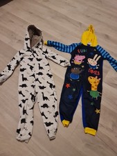 Boys Hooded body suit Dinosaur Cream Black Peppa Pig George Blue Age 4-5