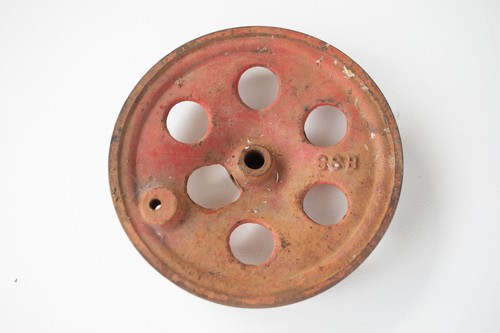 Red cast iron hand crank - cast,