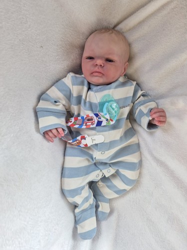Reborn baby doll handpainted - reborn,
