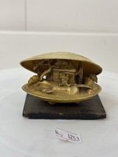 1950s Celluloid Clam Shell