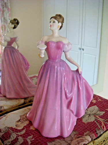 Royal doulton - royal,