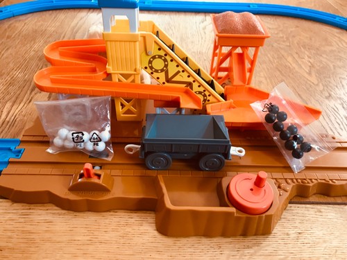 Tomy sodor quarry - sodor, set