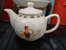 Cat Character Tea Pot