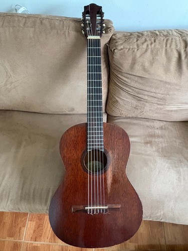 Vintage guild mark classical - i,