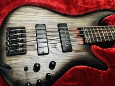 Ibanez SR605E-BKT 5 String
