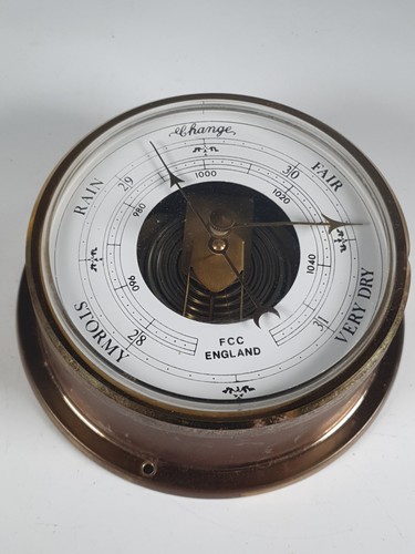 Vintage aneroid barometer fcc - vintage,