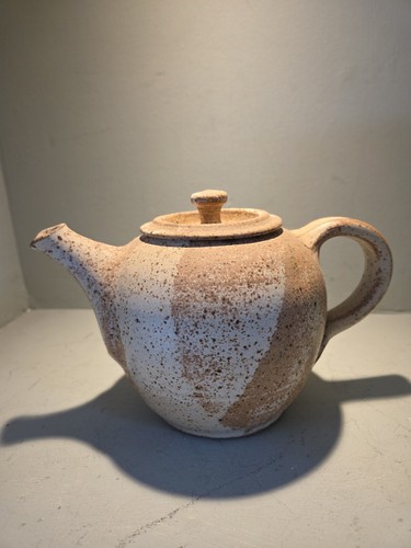Studio pottery handcrafted - pottery,