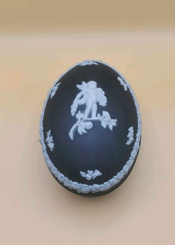 Wedgwood black basalt jasper - wedgwood,