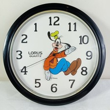 Vintage Disney Goofy Backwards Clock Lorus Quartz