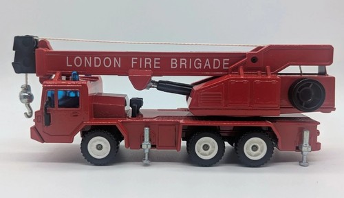 Siku mobile crane london fire - london,
