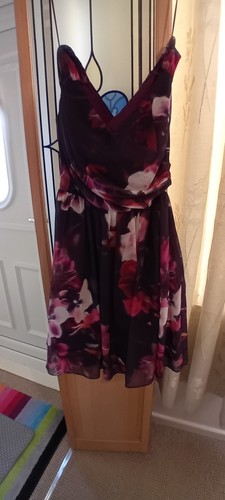 Dorothy perkins showcase - dorothy,