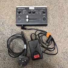 ROLAND V-02HD MULTI-FORMAT VIDEO MIXER 