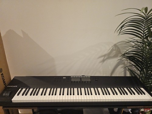 Native instruments komplete - instruments,