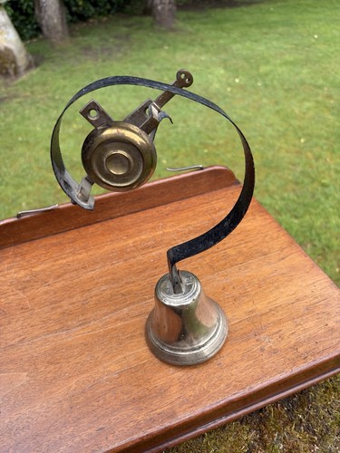 Bronze servants bell - no,
