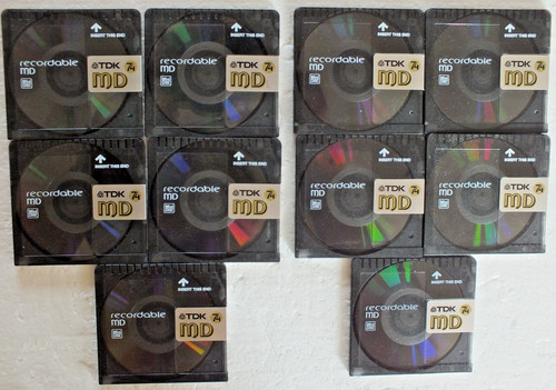 Tdk black minidiscs - 10,