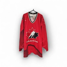 Bauer Team Canada Ice Hockey Jersey, Red, Size 52 XL/XXL
