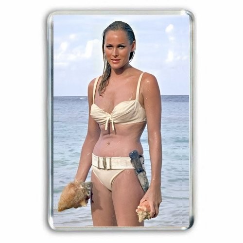 Retro james bond ursula - retro,