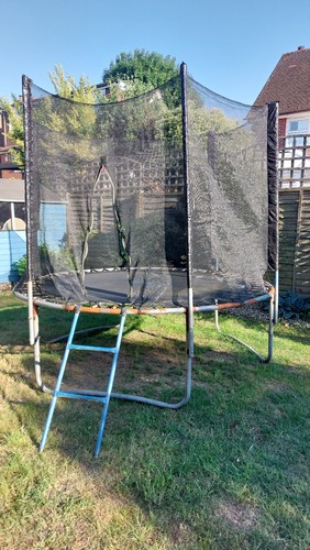 8ft trampoline with enclosure