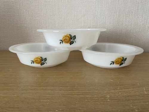 Vintage phoenix 131 - 131, opalware