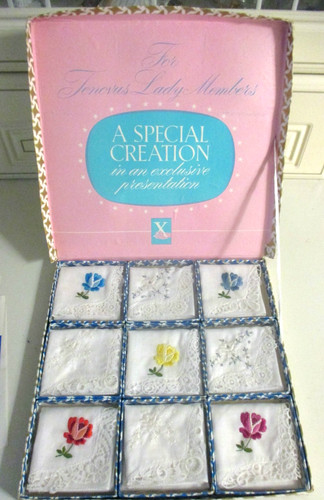 Rare vintage boxed set of - rare, 9