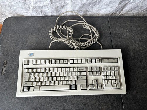 Ibm model keyboard 1993 - model,