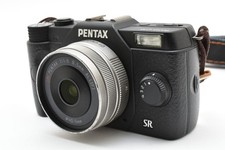 PENTAX Q10 12.4 MP Digital Camera w/01 standard prime Lens [Exc Japan 9276