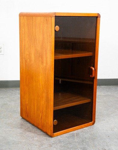 Mid century modern compact - mid,