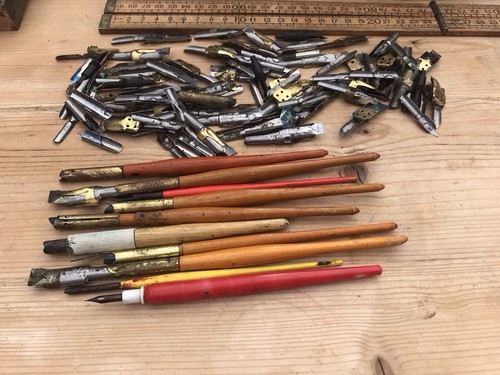Colection vintage dip - of, pens