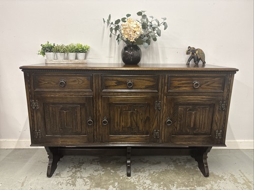 Jaycee oak sideboard with - with, 3