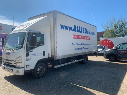 Isuzu trucks forward - n,