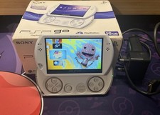 Sony PSP Go 16GB Pearl White