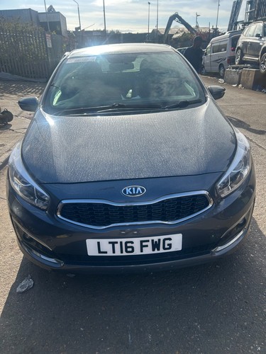 Kia ceed front - kia,