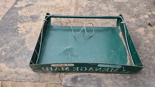 Menage maid paddock cleaner - maid,