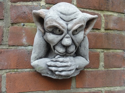 Chinnor gargoyle wall - chinnor,