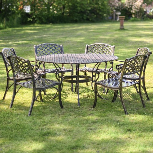 Deluxe six seater cast - six-seater,