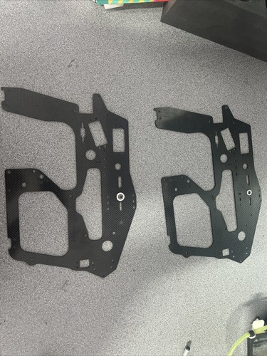 Trex 700n carbon fibre main - fibre,