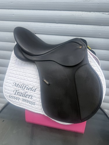 Inch black wintec saddle - inch,