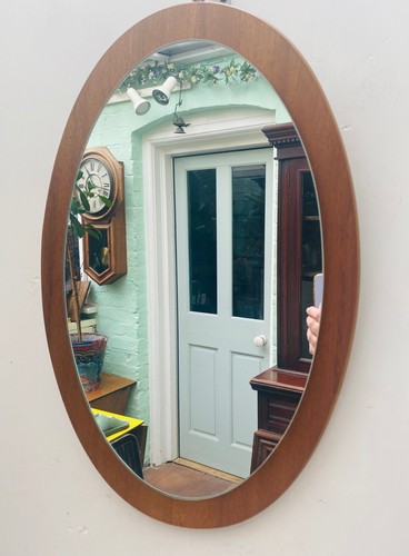 1970s vintage retro oval - vintage,