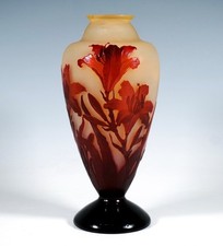 Galle Nancy France Vase Cameo