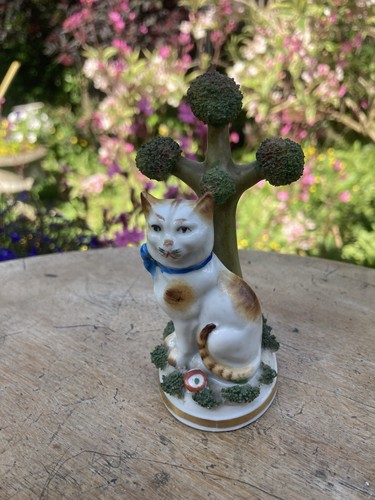Wonderful staffordshire cat - wonderful,