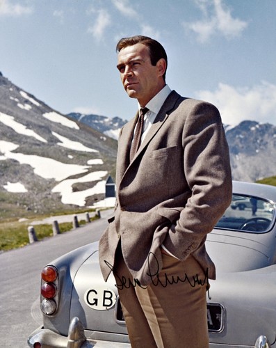 Photo signed by 007 - a4,