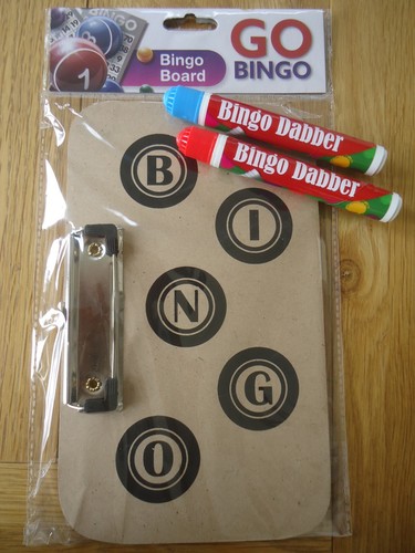 Bingo board with sturdy clip - bingo,